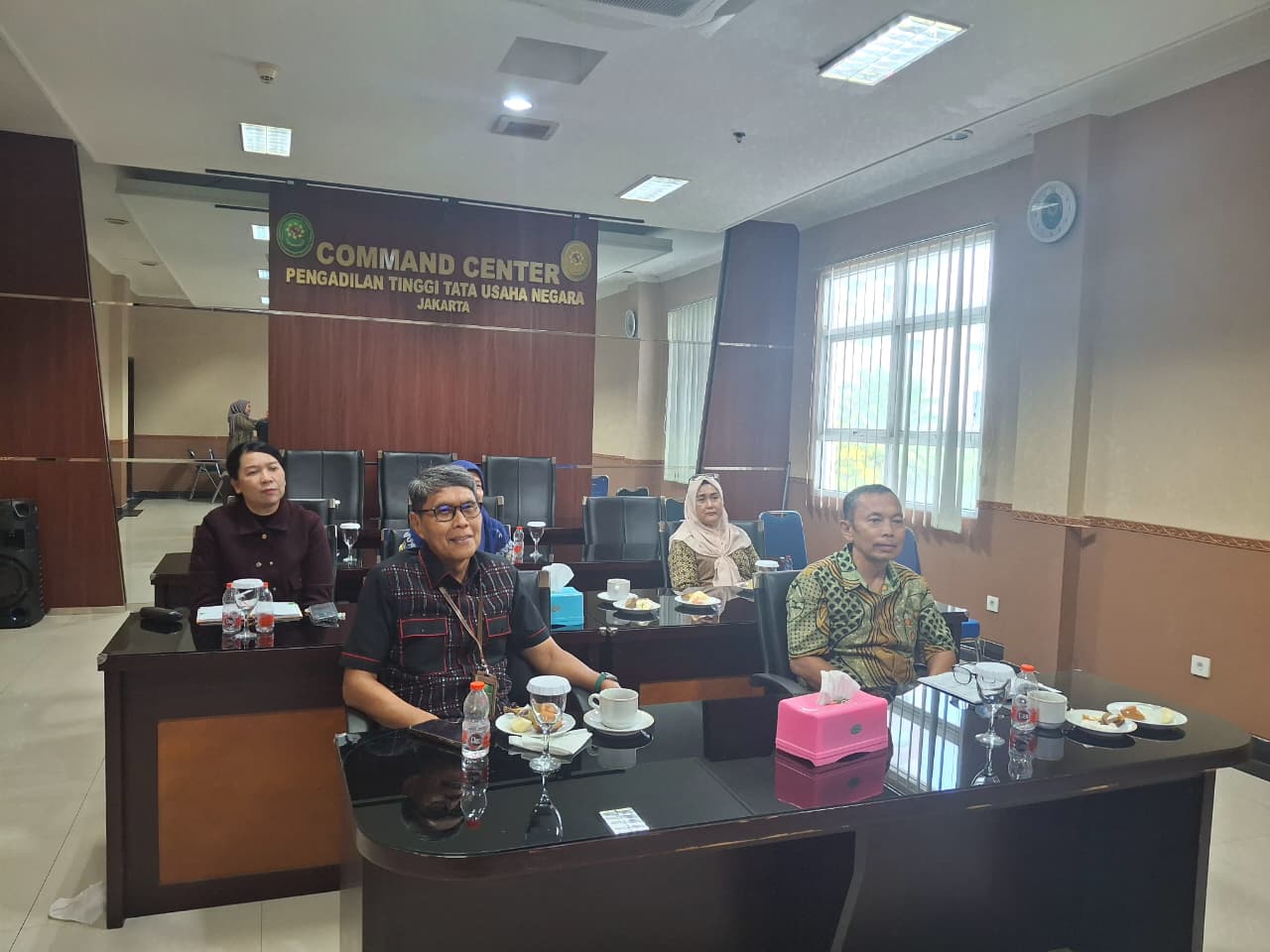 Ketua Pengadilan Tinggi TUN Jakarta dan Tim SAKIP Mengikuti Sosialisasi SAKIP Secara Virtual