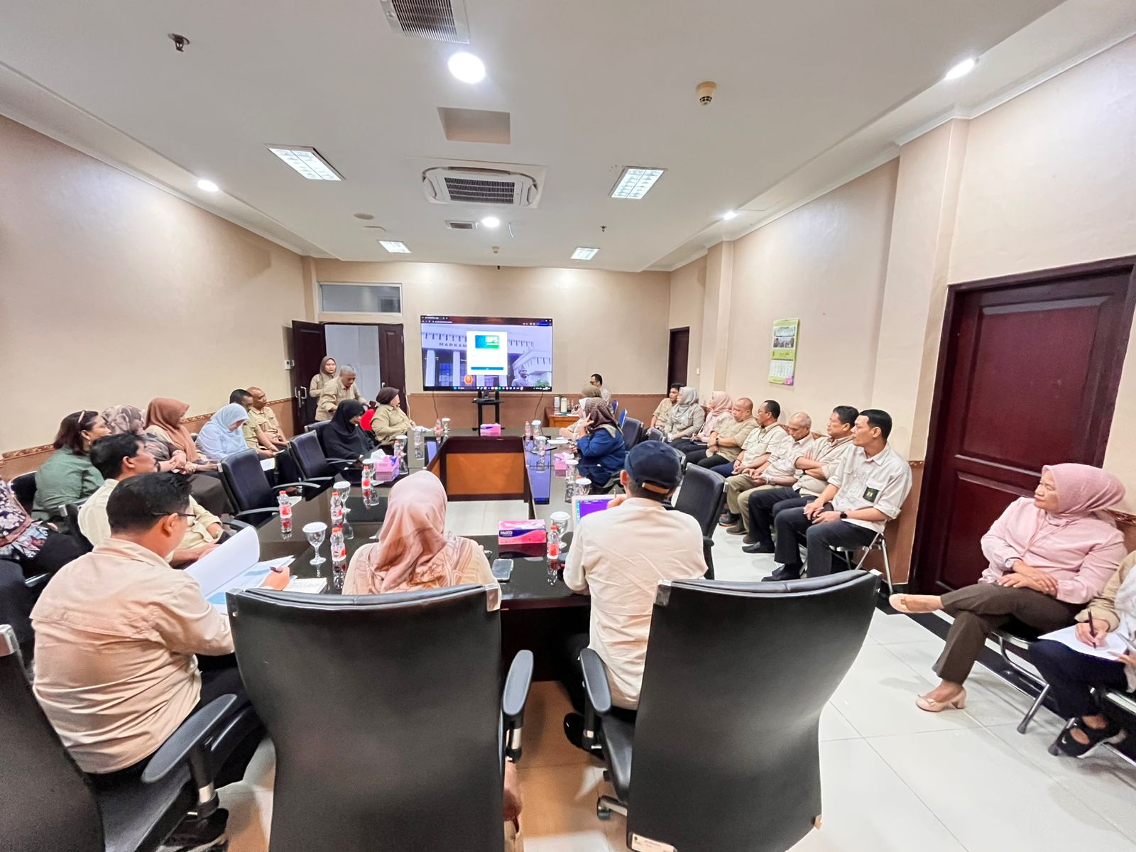RAPAT INTERNAL KEPANITERAAN